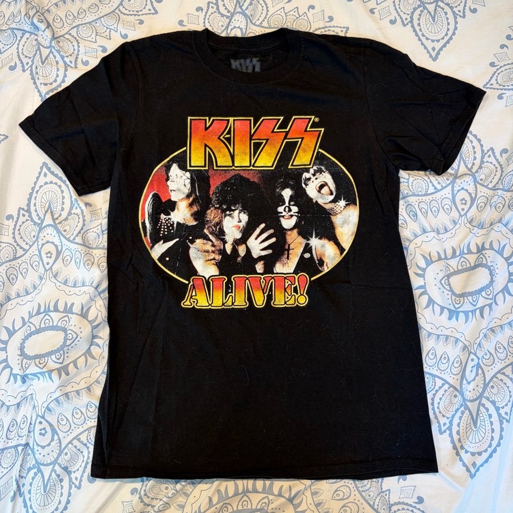 Kiss shirt small